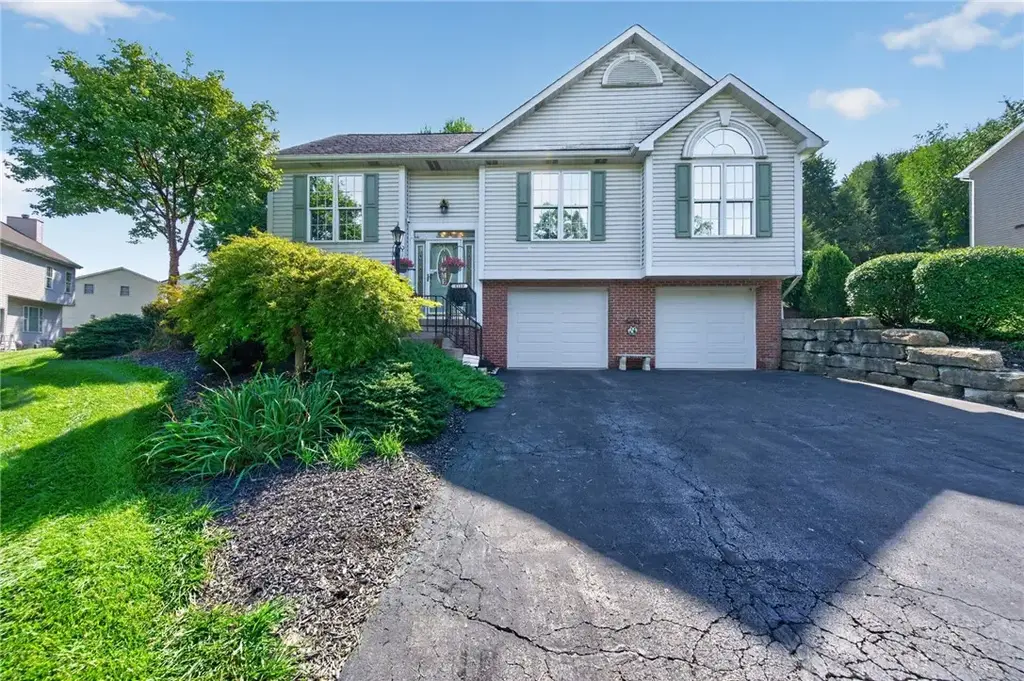 1110 Chapel Road , Center