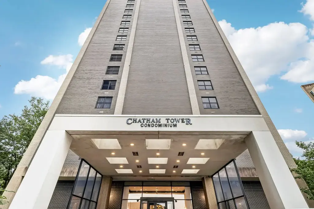 112 Washington Place 16d, Downtown Pgh