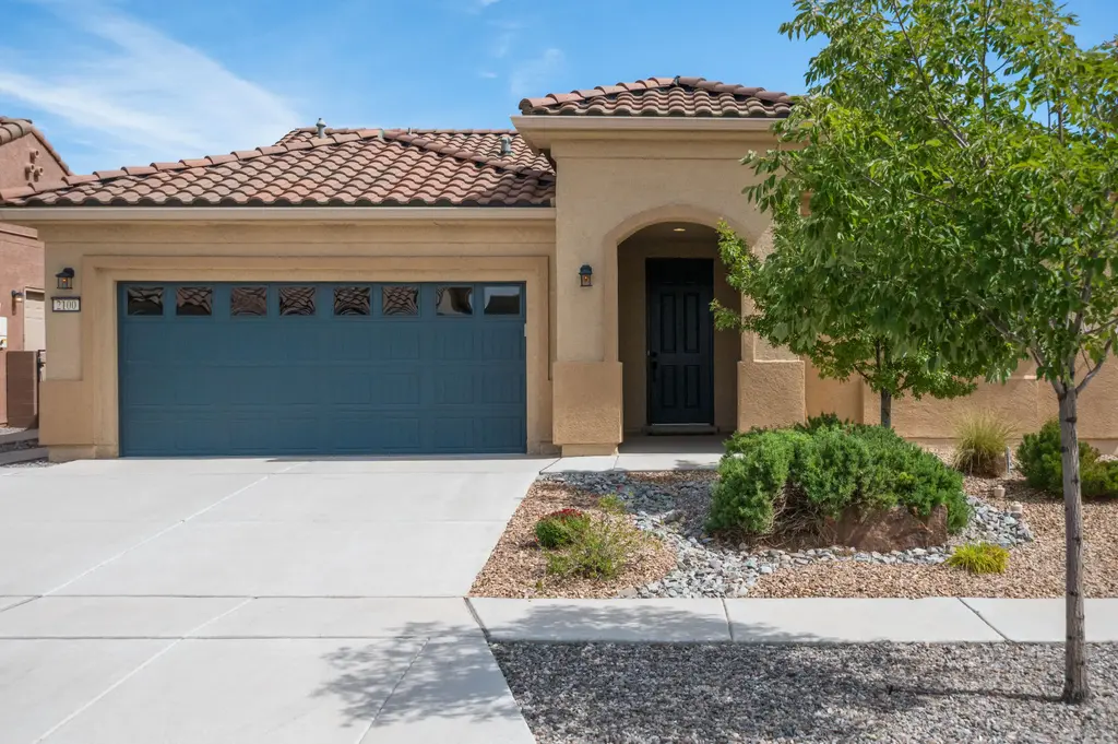 2100 Cave Creek Lane Nw, Albuquerque