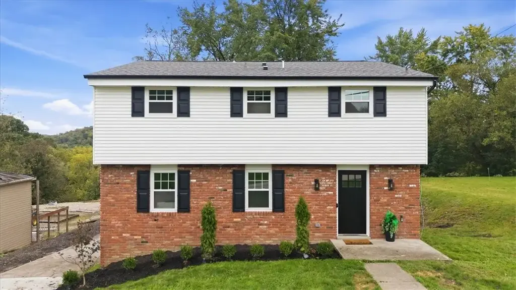 221 Magnolia Drive , Shaler
