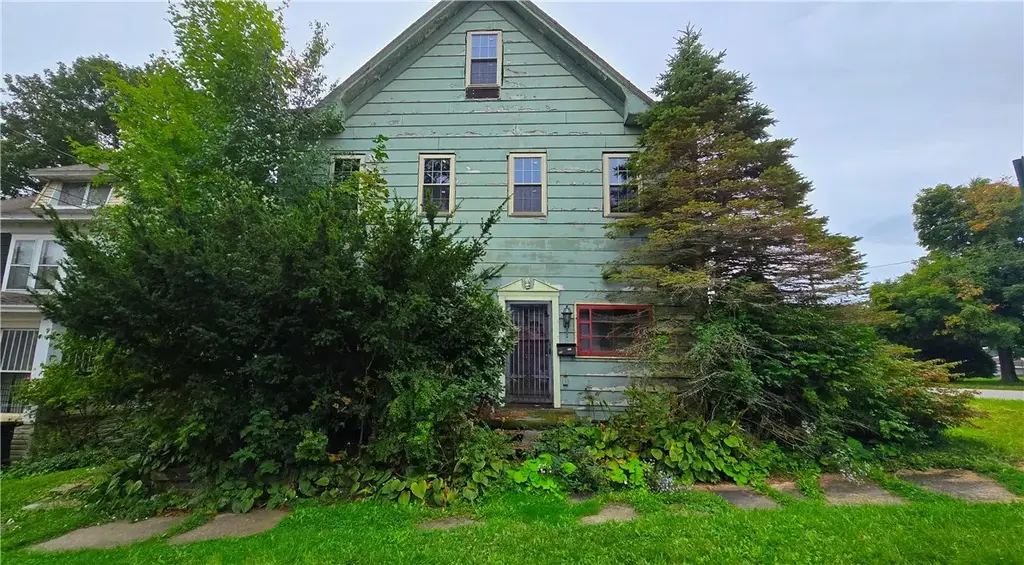 313 Coal Street , 
