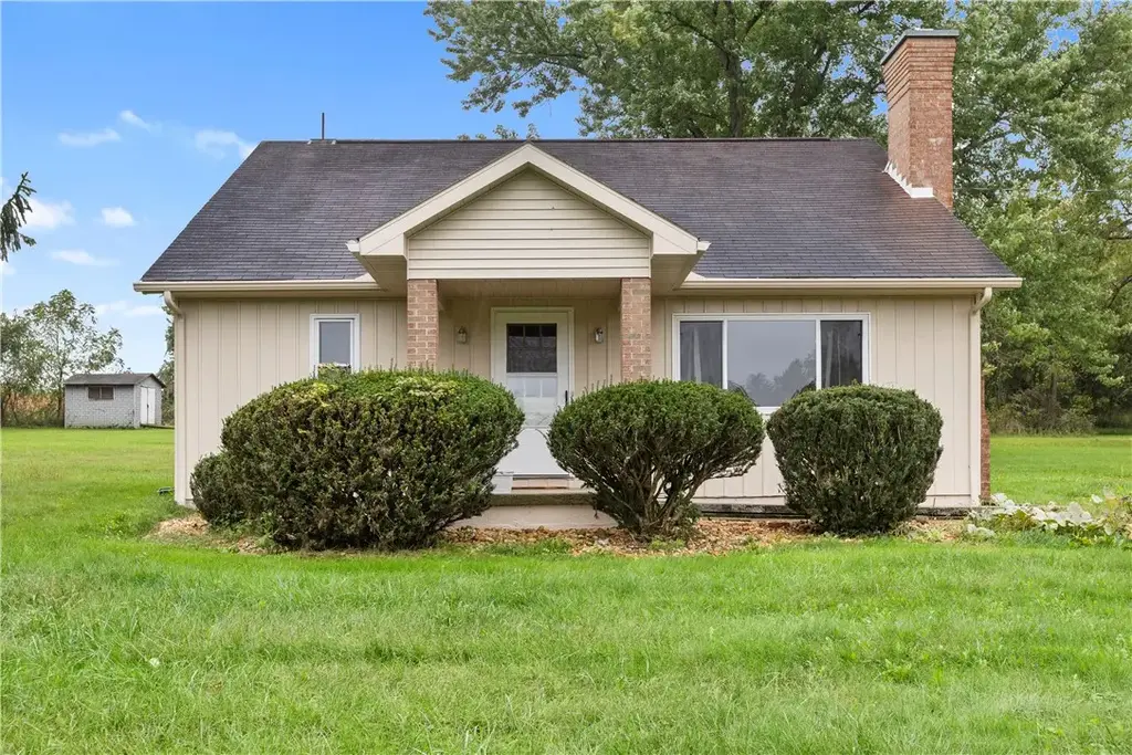 171 Campmeeting Road , Findlay