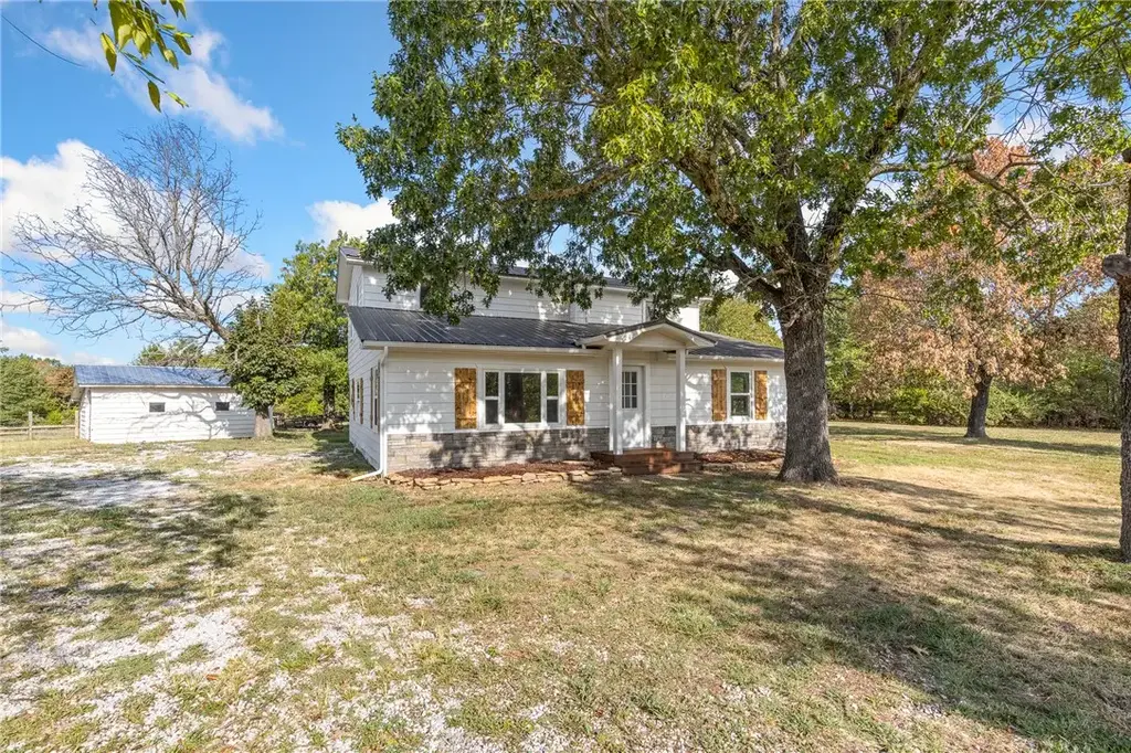 8020 Orchard Point, Harrison