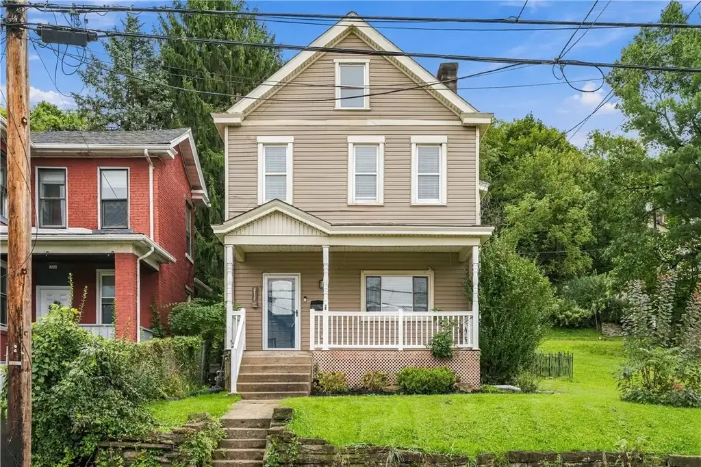 318 Academy Street , Carnegie