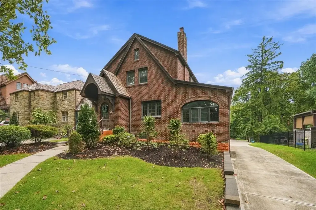120 Crescent Drive , Mt Lebanon