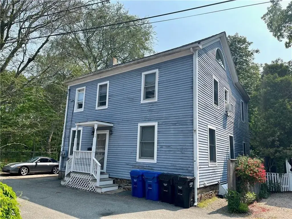 28 East St # 2, Newport