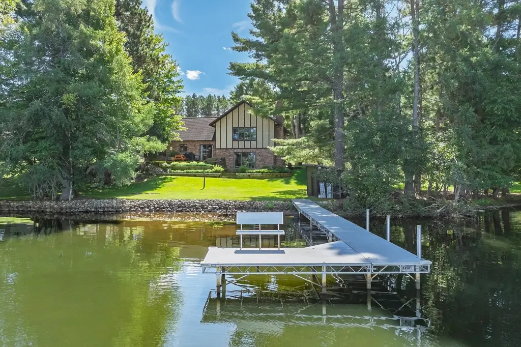 2700 Virginia Ln, Rhinelander