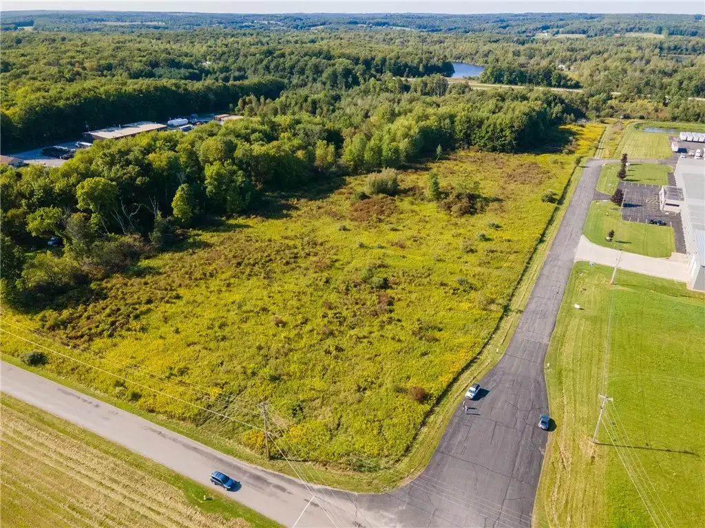 125 Hardinger Boulevard , Barkeyville