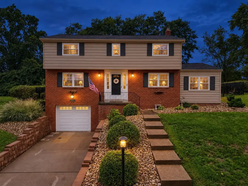 2331 Cassidy Drive, Bethel Park