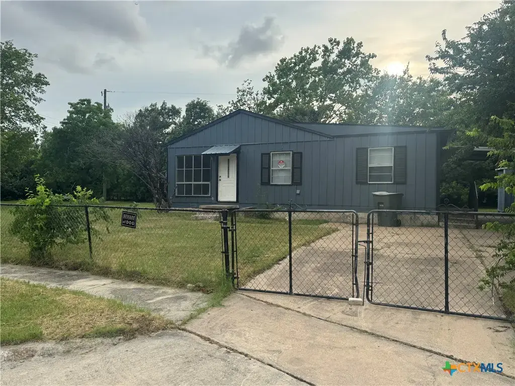 403 Eugene Circle, Killeen