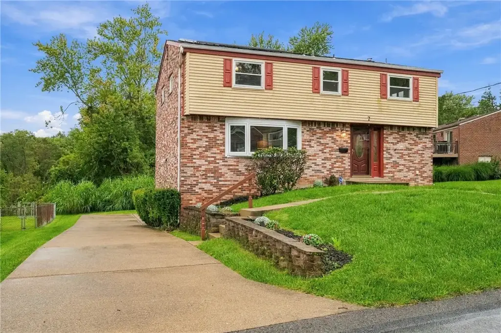 7 Cameron Drive , Penn Hills