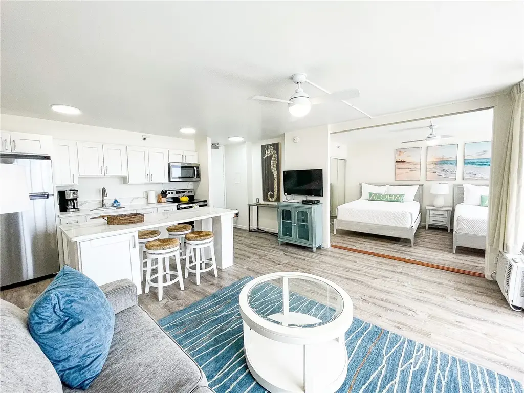 (unit #t2-2412 (nuc)) 201 Ohua Avenue, Honolulu