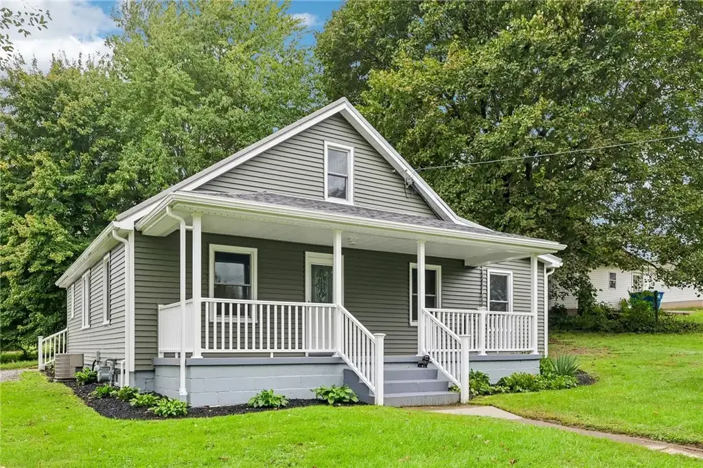206 Tempalena Avenue , Shenango