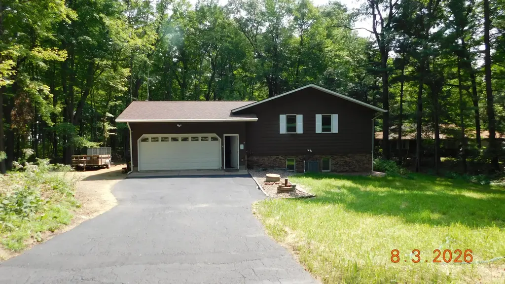 5910 803rd Avenue, Menomonie