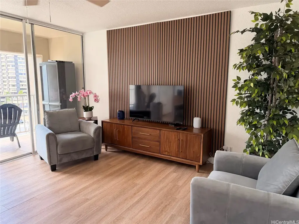 (unit #310) 430 Keoniana Street, Honolulu