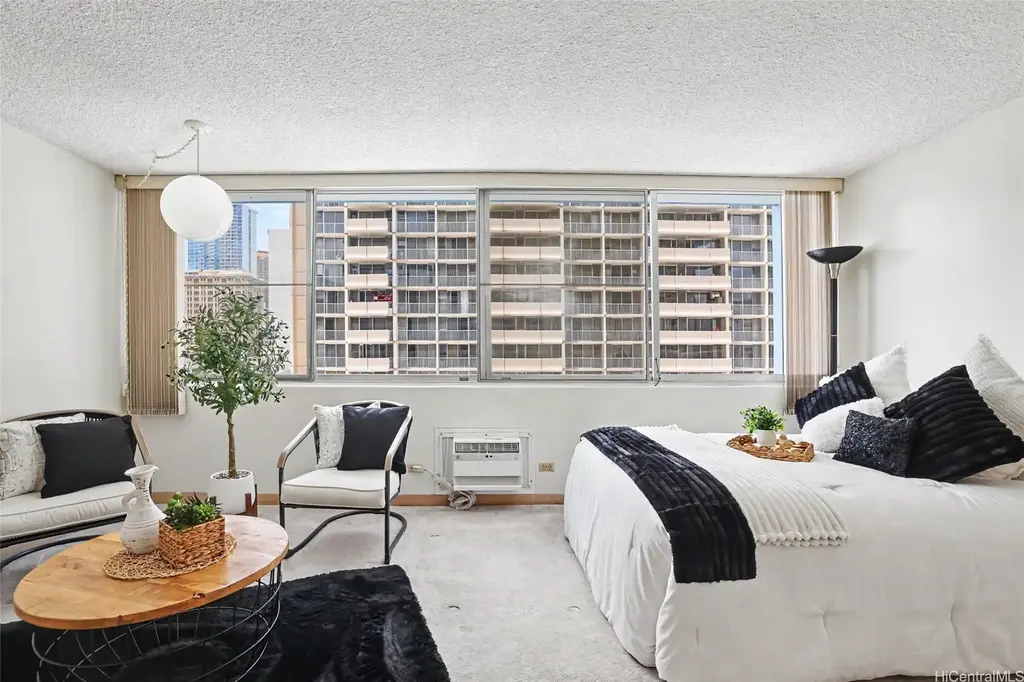 (unit #609) 1560 Kanunu Street, Honolulu