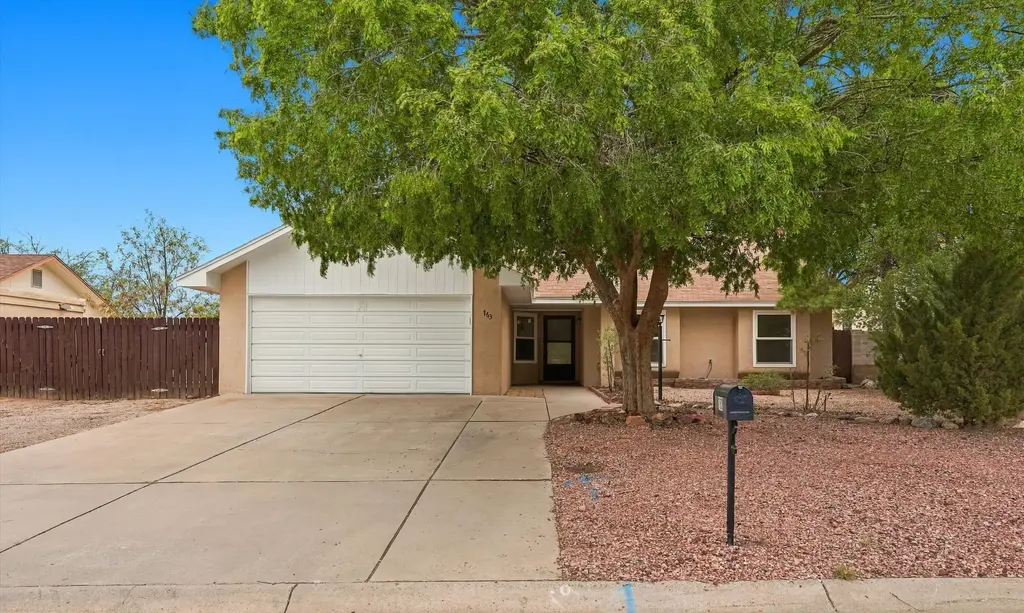 763 Chaps Road Se, Rio Rancho