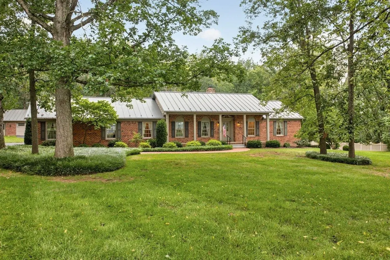 8798 Centerville Rd, Bridgewater