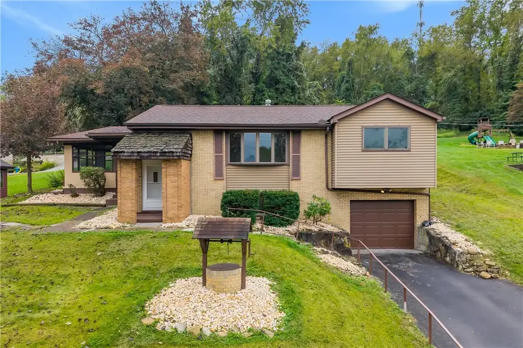 2626 Washington Boulevard , Glassport