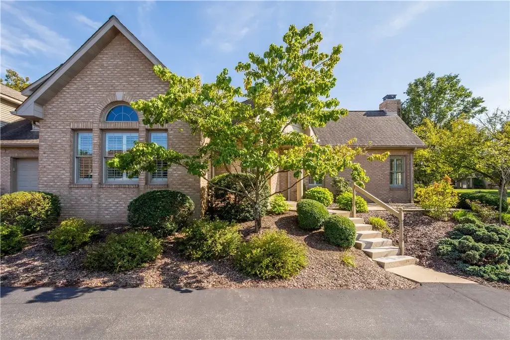 209 Village Green Drive , Peters