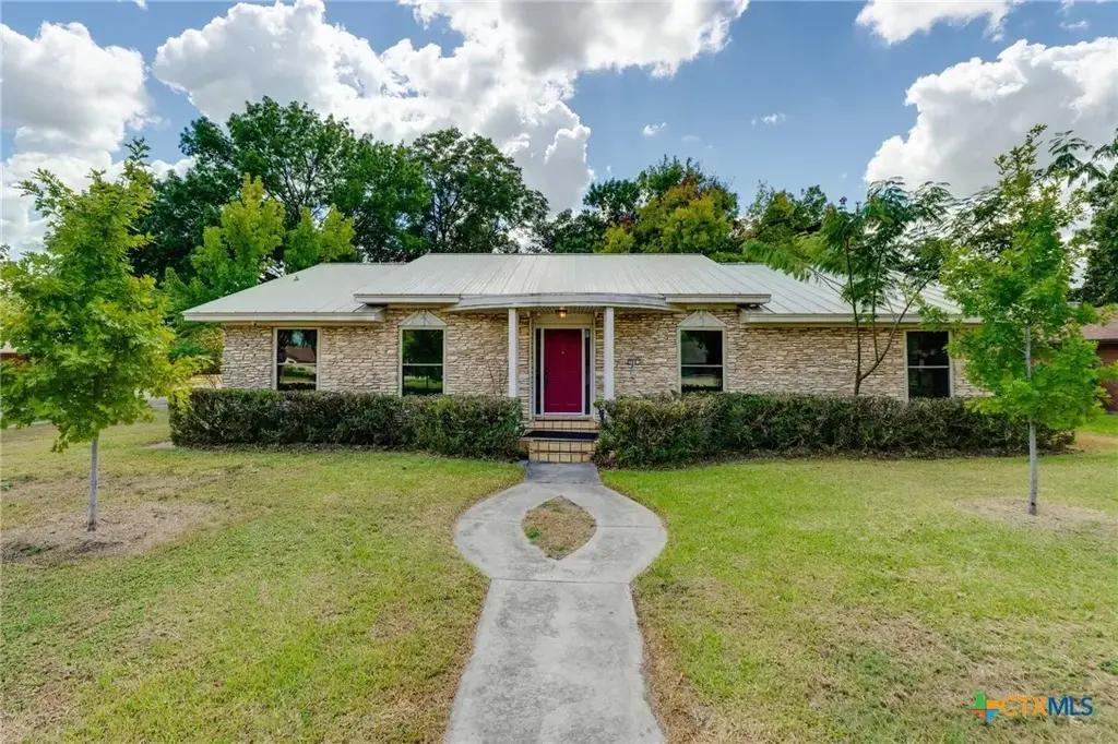 704 Illinois Avenue, Killeen
