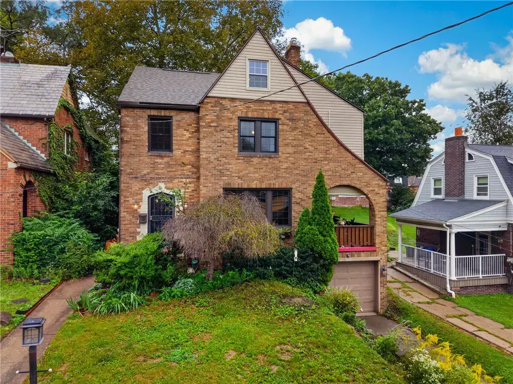 3558 Mcclure Avenue , Brighton Heights