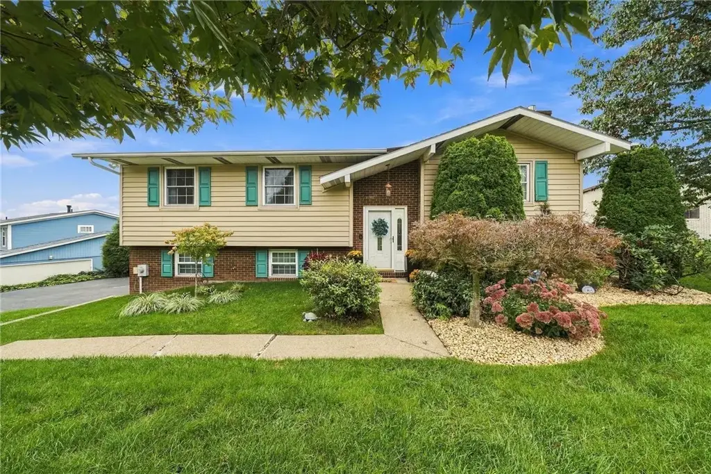 210 David, South Union