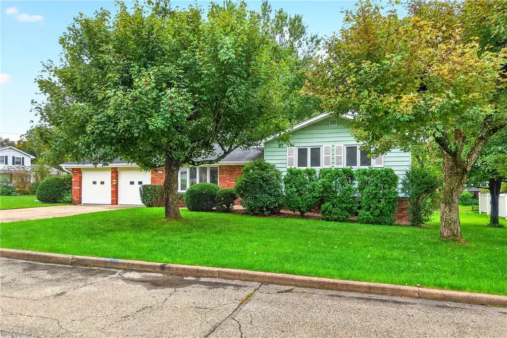 422 Sheffield Drive , City of Greensburg