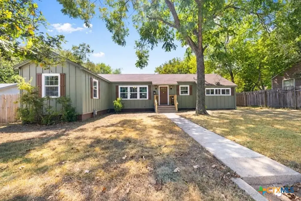 731 E 13th Avenue, Belton