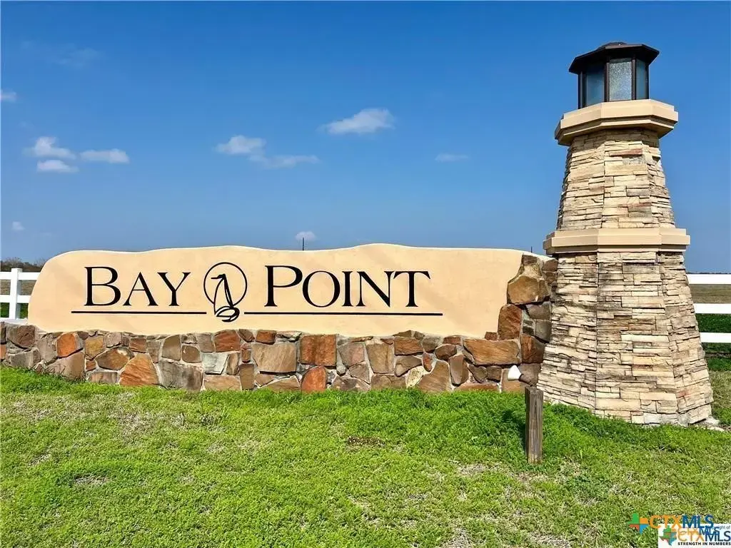 9 Redfish Way, Port Lavaca