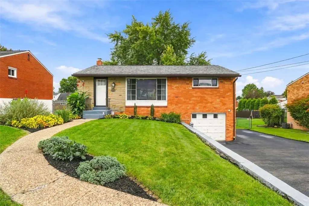 425 Elaine Drive , Baldwin Boro