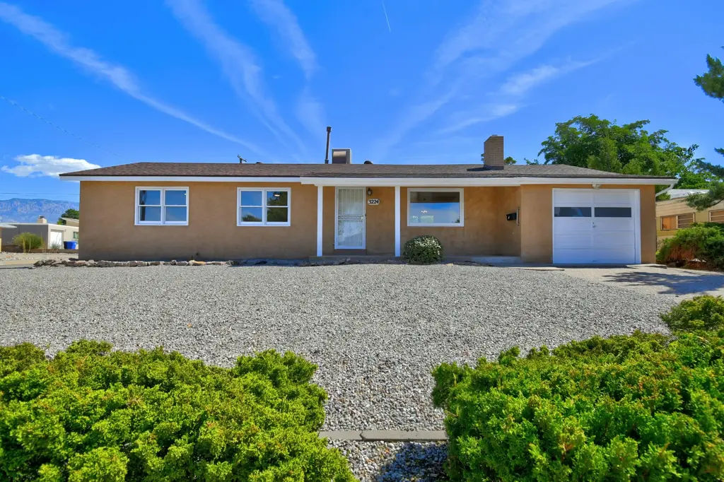 3224 California Street Ne, Albuquerque