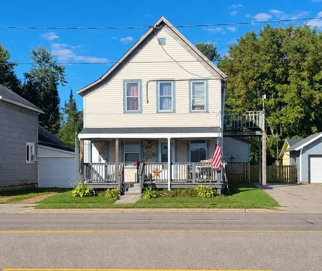 234 Superior St, Antigo
