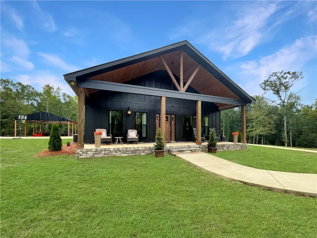 6445 N Us Hwy 29, Opelika