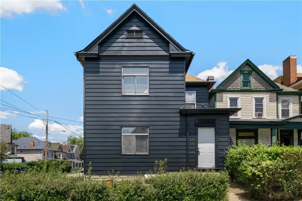 601 16th Avenue , Munhall