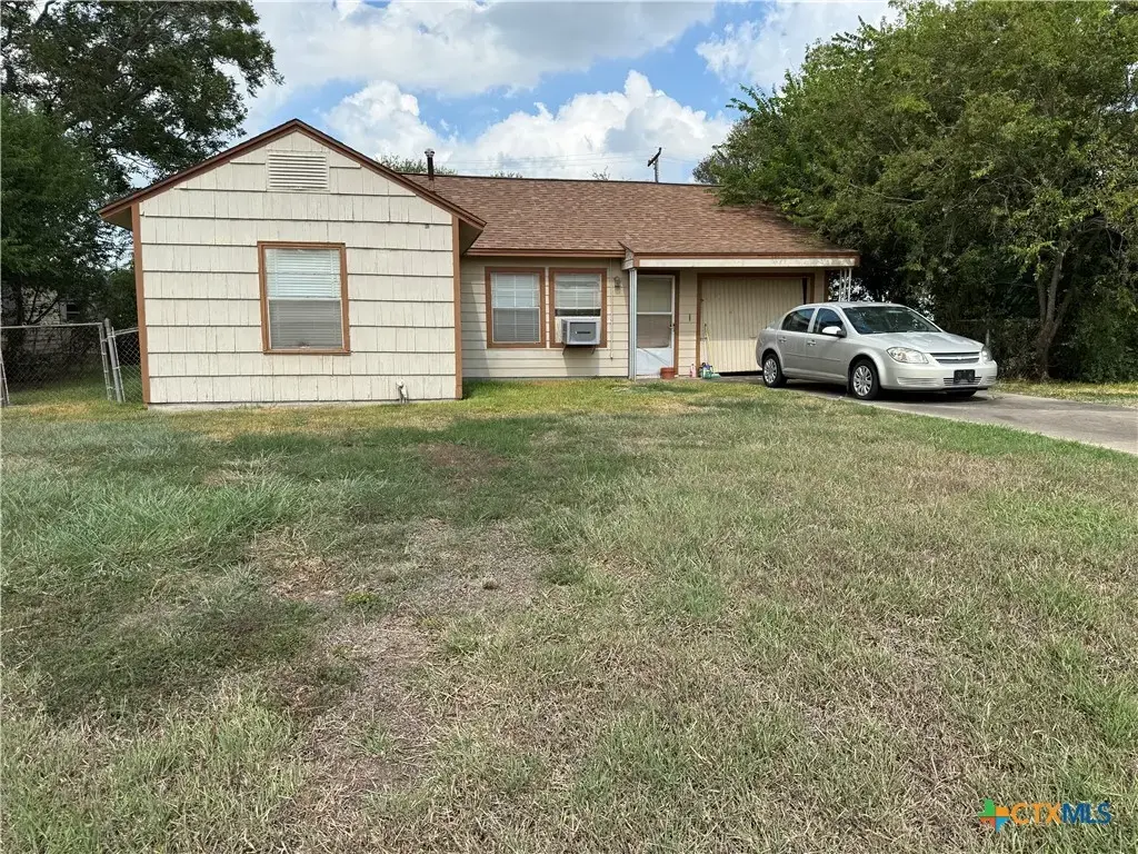 121 Lubbock Street, Point Comfort