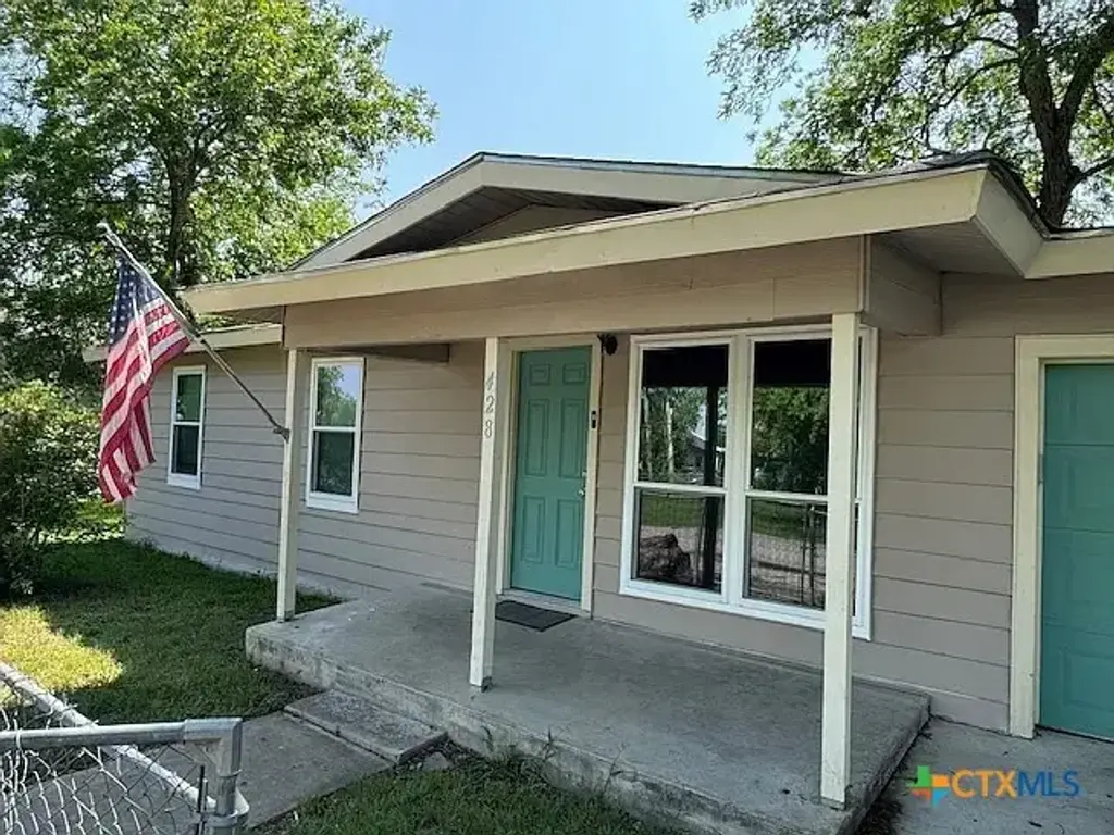 428 Aguila Street, Seguin