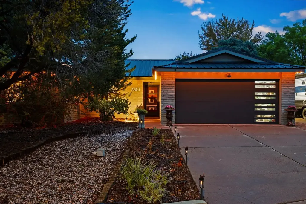 6601 Luella Anne Drive Ne, Albuquerque