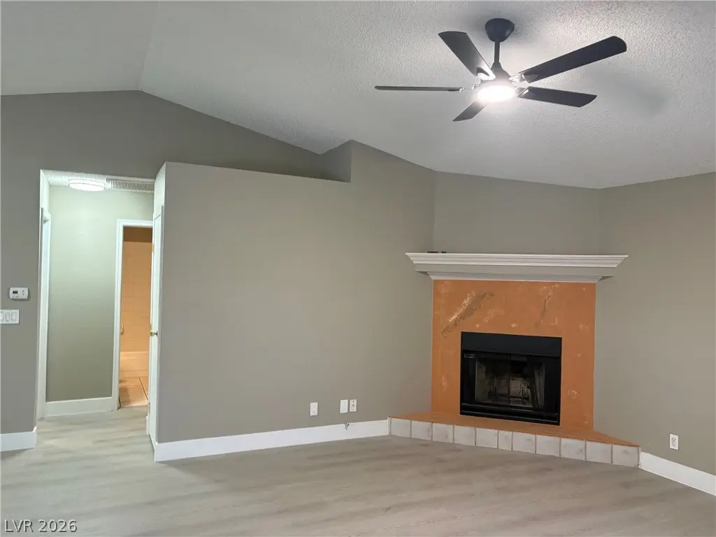 Photo of Listing #2821546