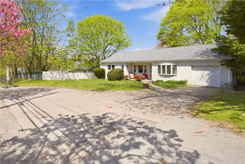 278 Greenend Ave, Middletown
