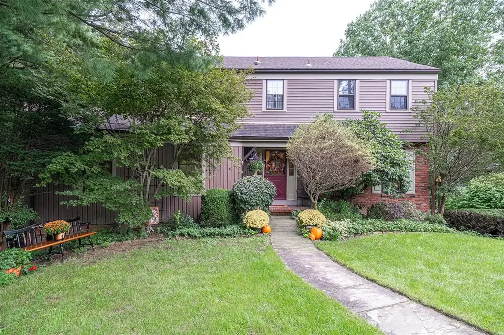 3345 Brookdale Drive, Upper St Clair