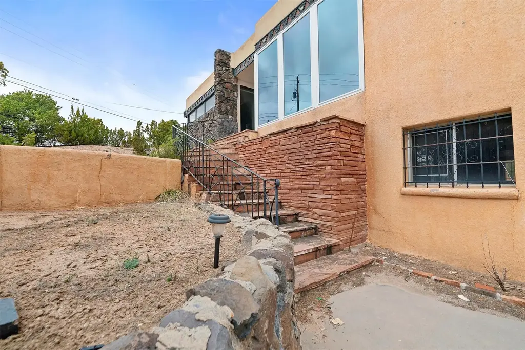 1023 Bishops Lodge, Santa Fe