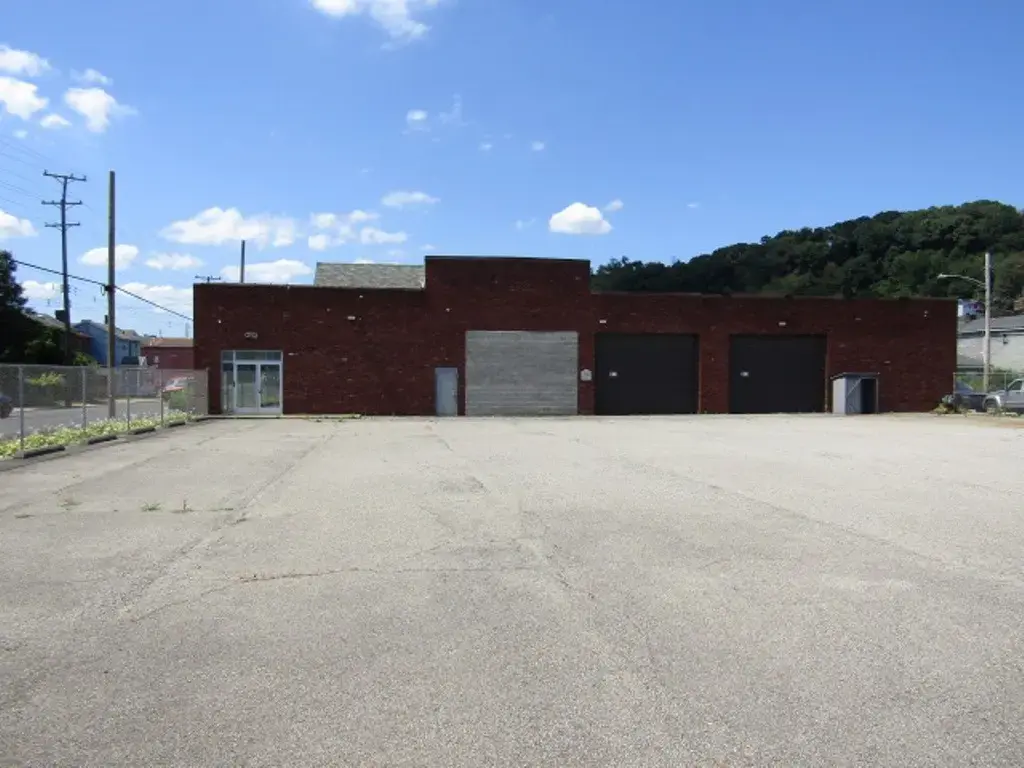 2725 Walnut Street , McKeesport