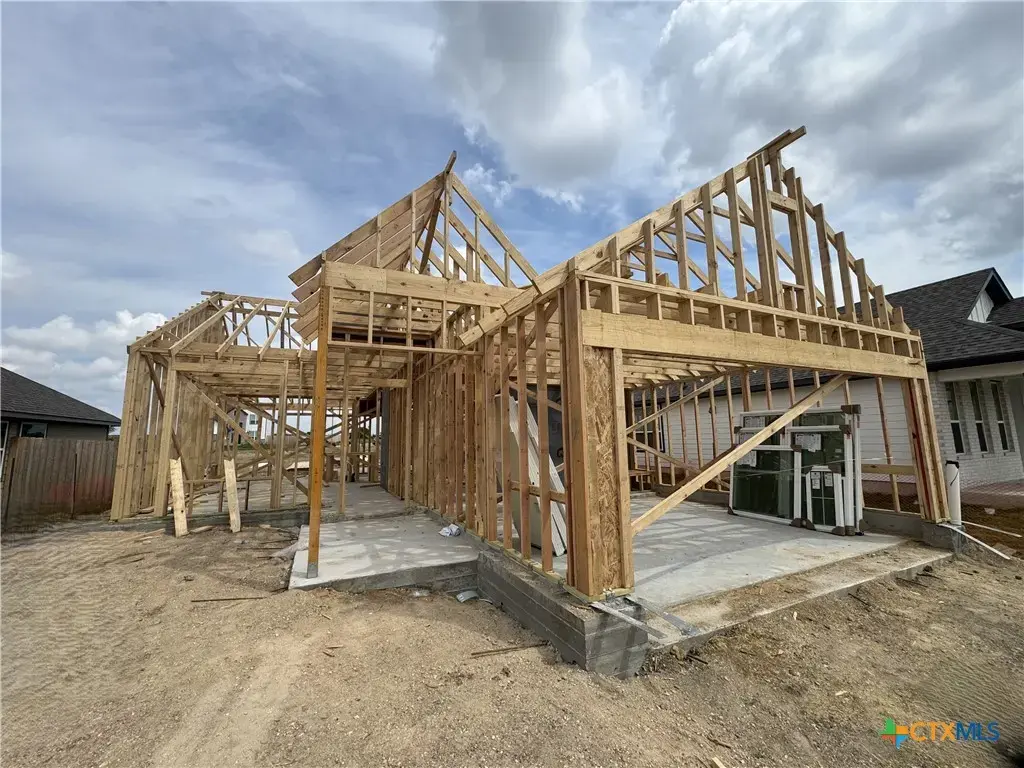 725 James Parker Circle, Killeen