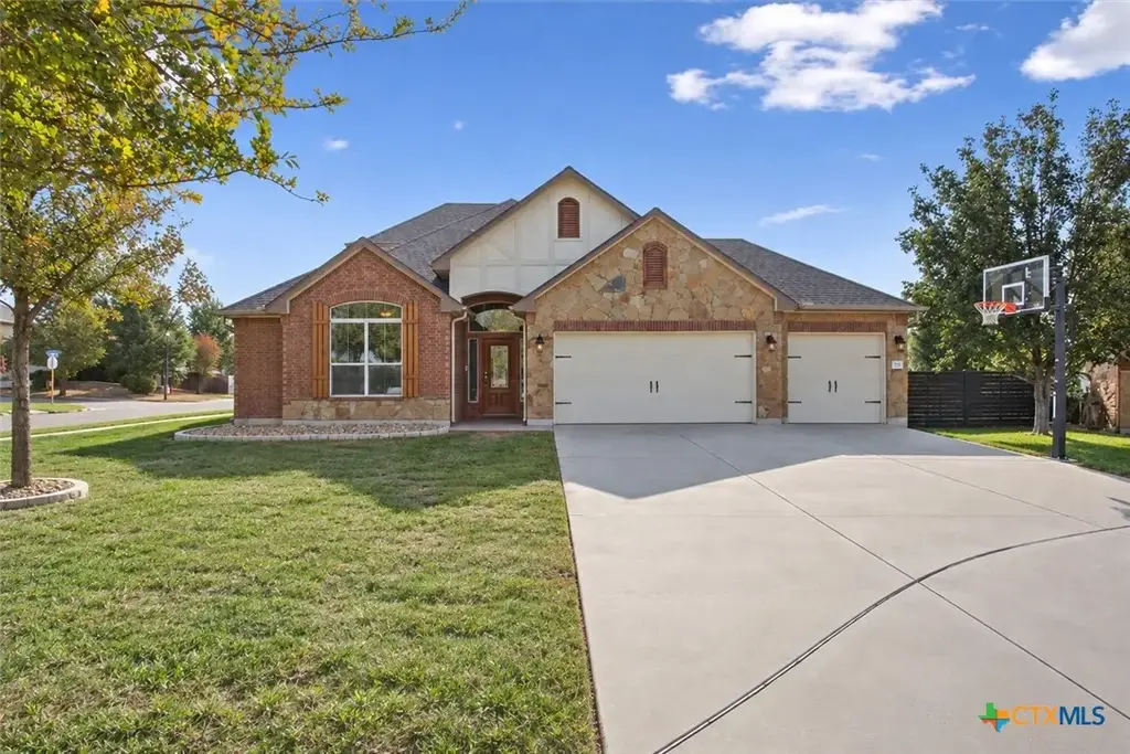 5121 Quartz Court, Temple