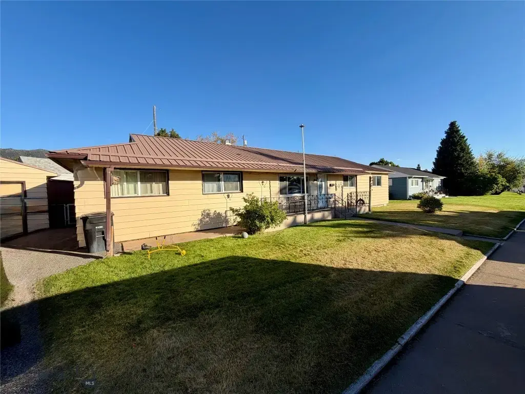 2100 East Drive, Butte