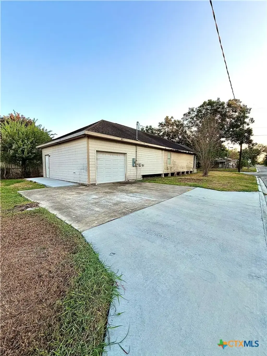 802 S Colorado Street, Port Lavaca
