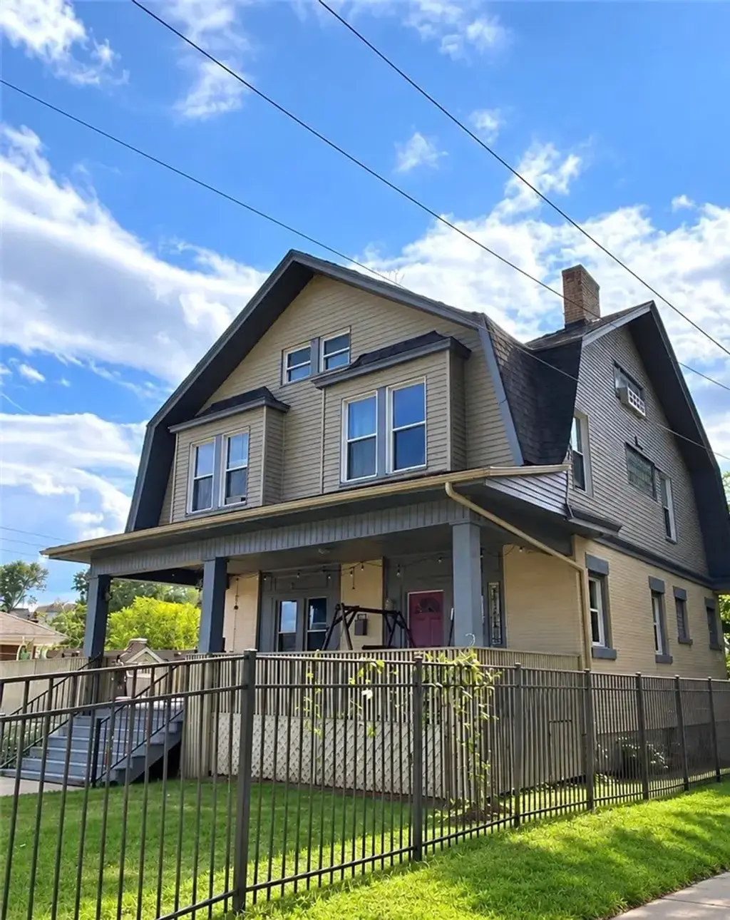 1 Lawson Avenue , Crafton