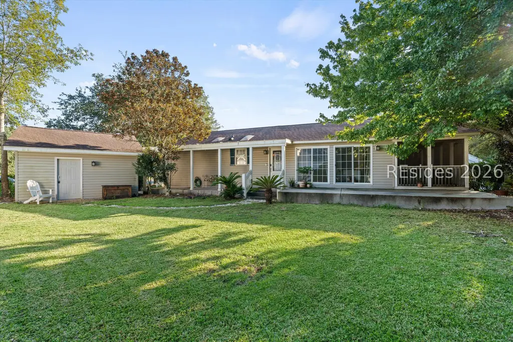 44 Sawmill Forest Drive, Bluffton