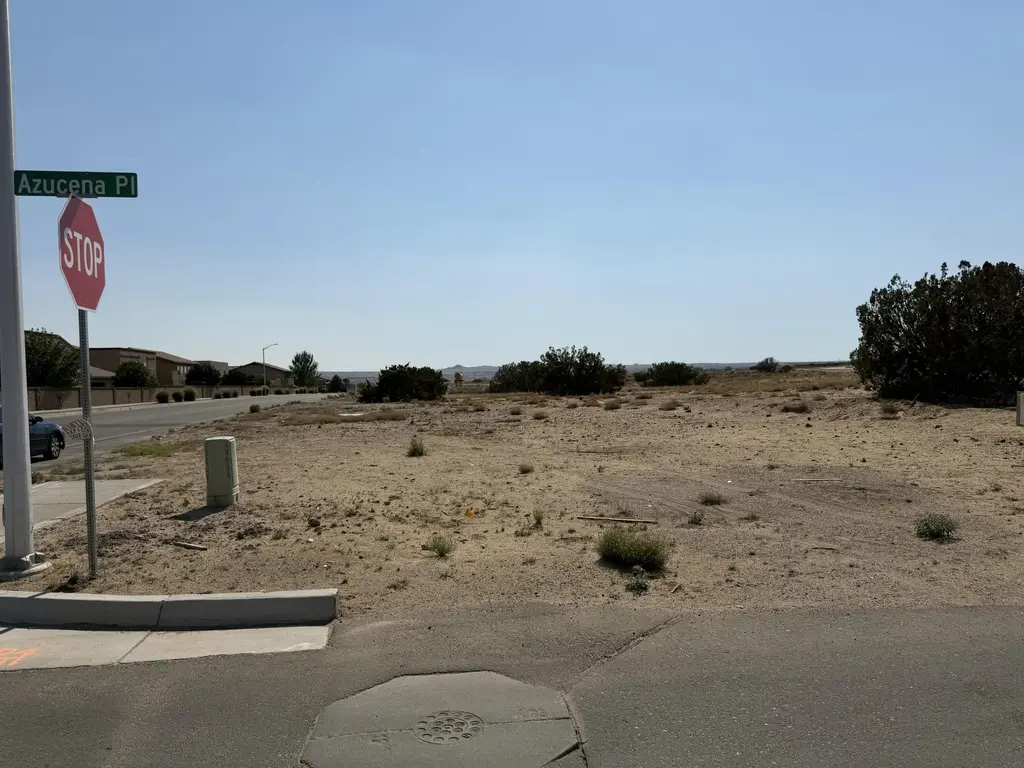 Azucena Place Nw, Albuquerque